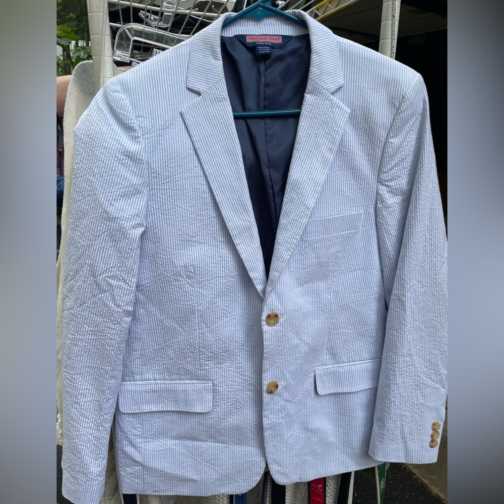 Vineyard Vines seersucker blazer